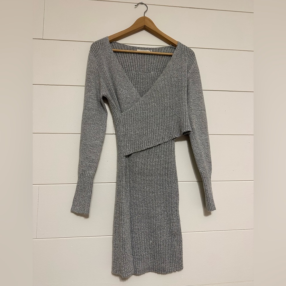 Avantlook crisscross sweater dress  size small